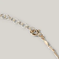 Alternative view of MEREWIF JUNE CHAIN